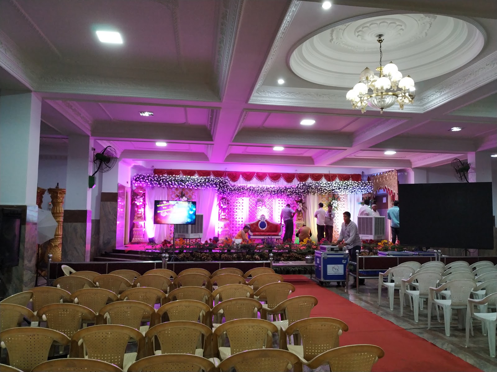 Poojashree Convention Hall — Banquet Hall in Rajajinagar, Bangalore (on-site parking, in-house decoration, DJ permitted, bar service available) — photo 4