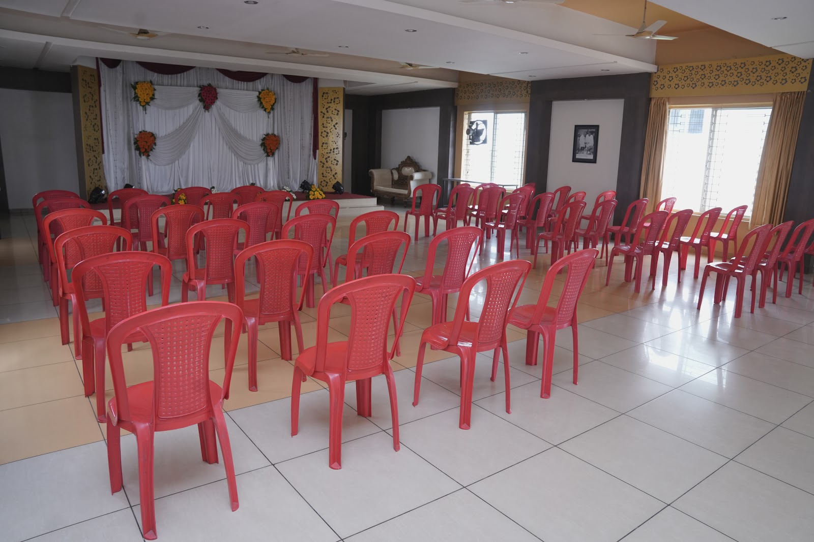 Parthasarathy Damodar Party Hall — Banquet Hall in Rajajinagar, Bangalore (on-site parking, in-house decoration, bar service available, 125–200 guest capacity) — photo 2