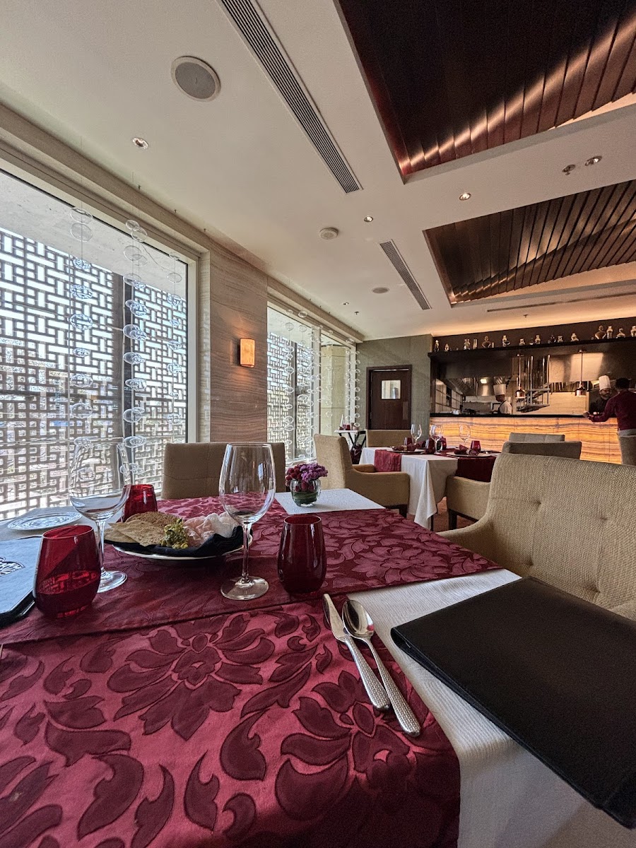 Riwaz — Banquet Hall in Ashok Nagar, Bangalore (on-site parking, in-house decoration, DJ permitted, bar service available) — photo 3
