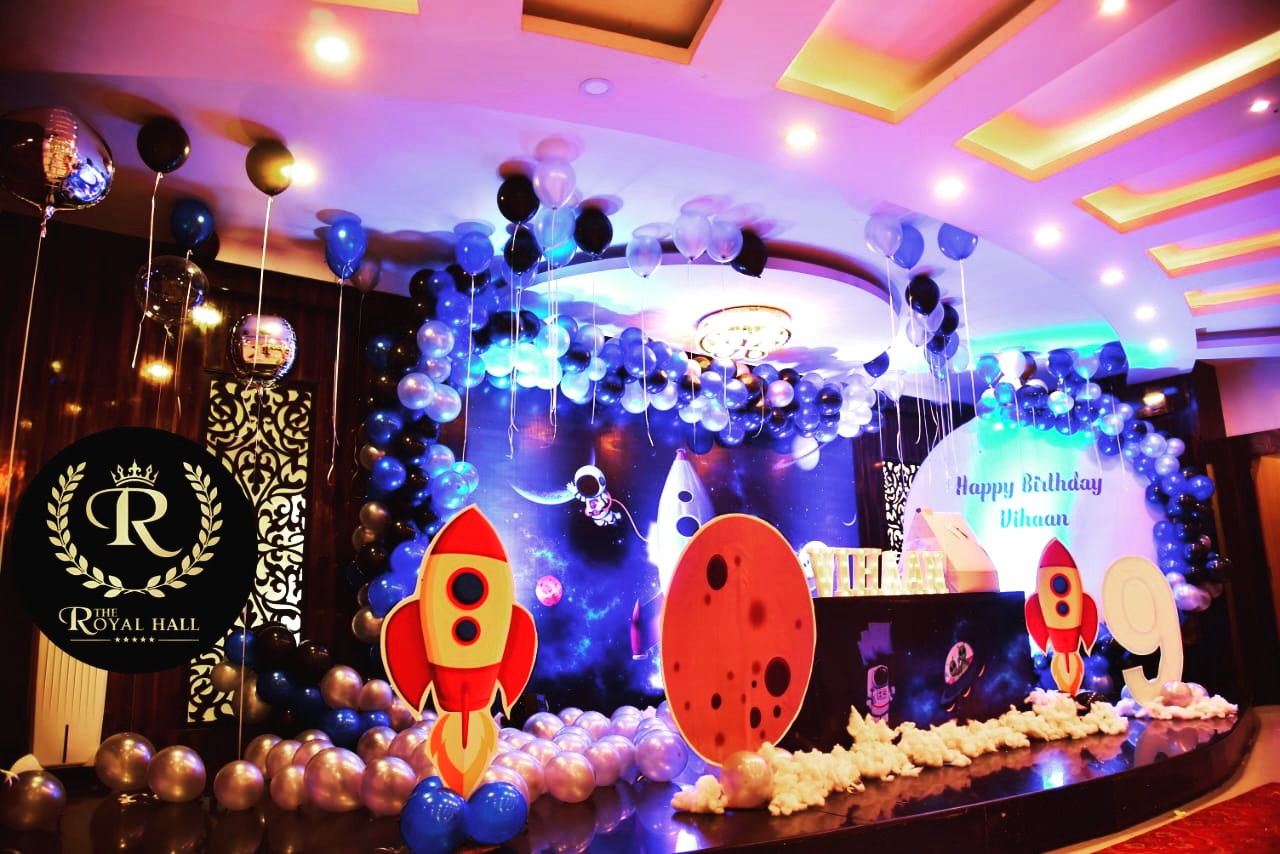 The Royal Hall — Banquet Hall in Rajajinagar, Bangalore (on-site parking, in-house decoration, bar service available, 350–600 guest capacity) — photo 3