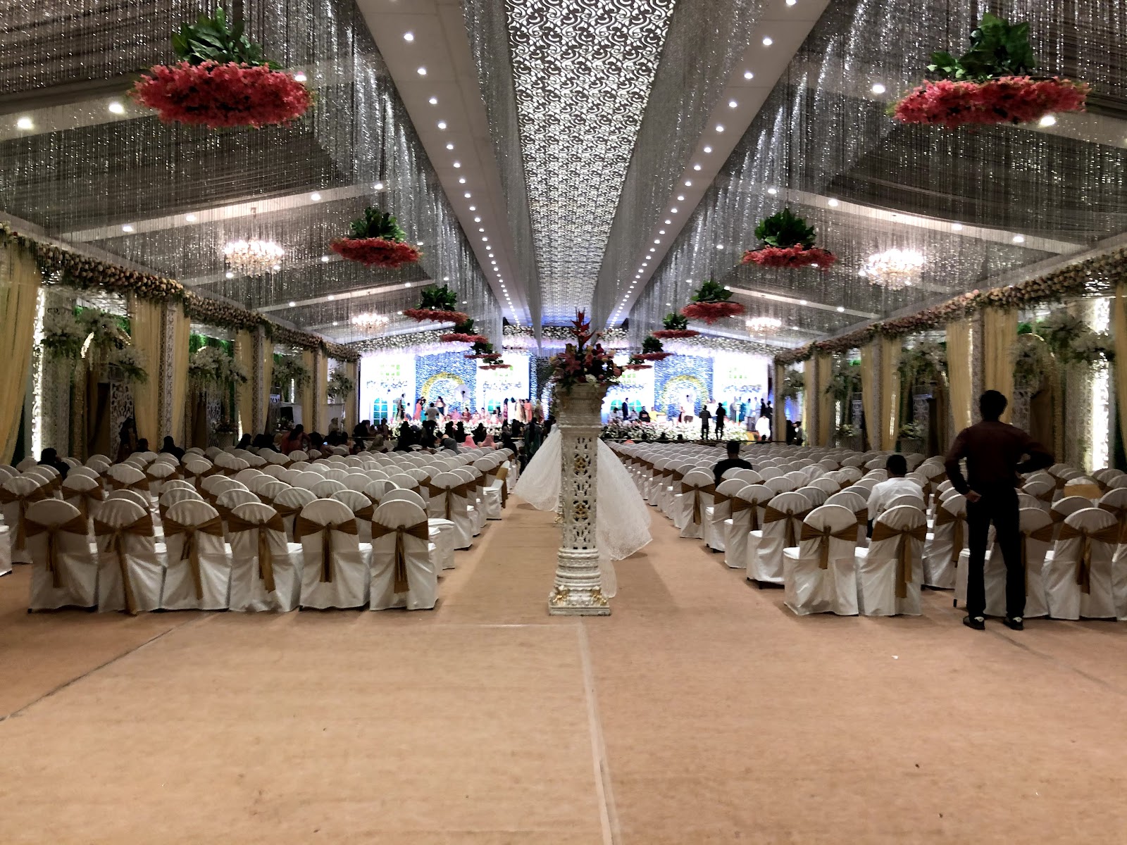 Palace Sheesh Mahal Palace Grounds — Banquet Hall in Palace Road, Bangalore (on-site parking, in-house decoration, DJ permitted, bar service available) — photo 2