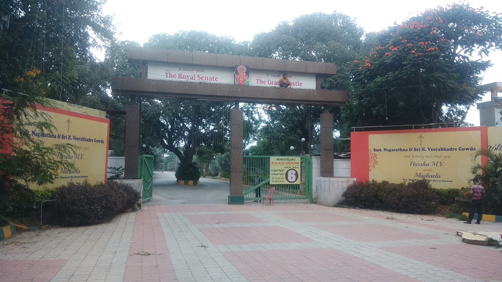 The Grand Castle Palace Grounds — Banquet Hall in Palace Road, Bangalore (on-site parking, in-house decoration, DJ permitted, bar service available) — photo 4