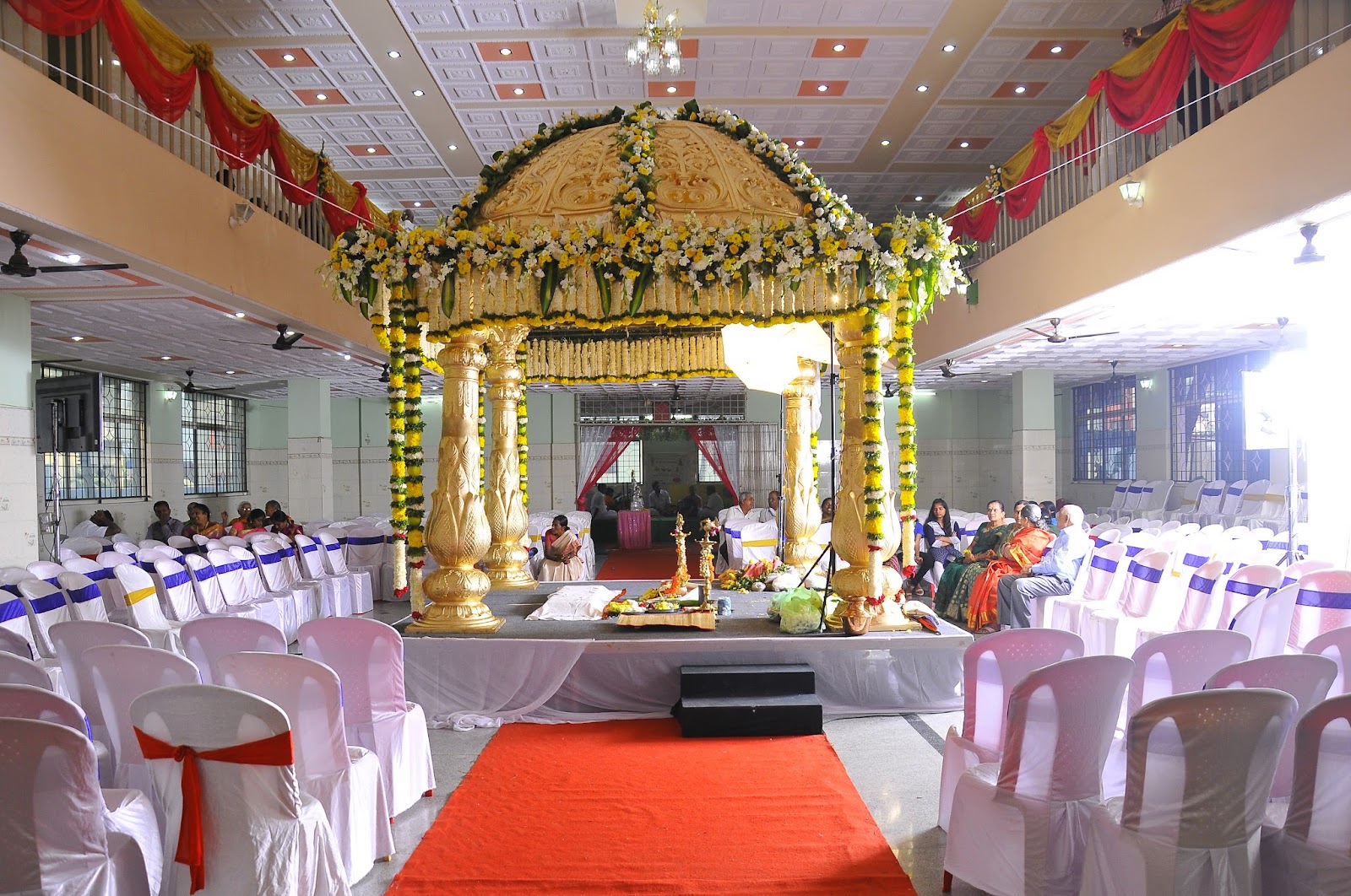 Sri Lakshmi Narasimha Sabangana (Girija Kalyana Mantapa) — Banquet Hall in Bangalore (on-site parking, in-house decoration, DJ permitted, bar service available)
