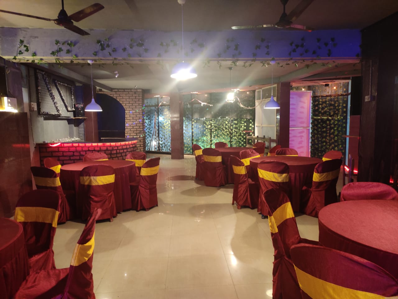 Onix Banquet Hall — Banquet Hall in Shivajinagar, Bangalore (on-site parking, in-house decoration, bar service available, 130–200 guest capacity) — photo 2