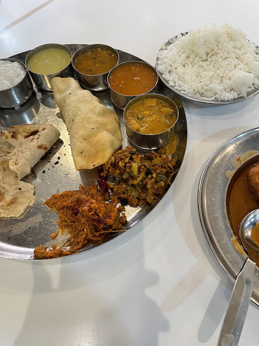 Sri Krishna Grand — Banquet Hall in Kengeri, Bangalore (on-site parking, in-house decoration, outside catering allowed, bar service available) — photo 2