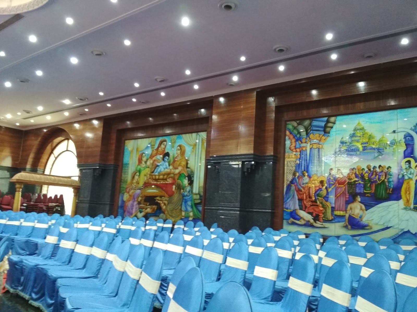 Shamala Siddagangaiah Convention Centre — Banquet Hall in Peenya, Bangalore (on-site parking, in-house decoration, DJ permitted, bar service available) — photo 4