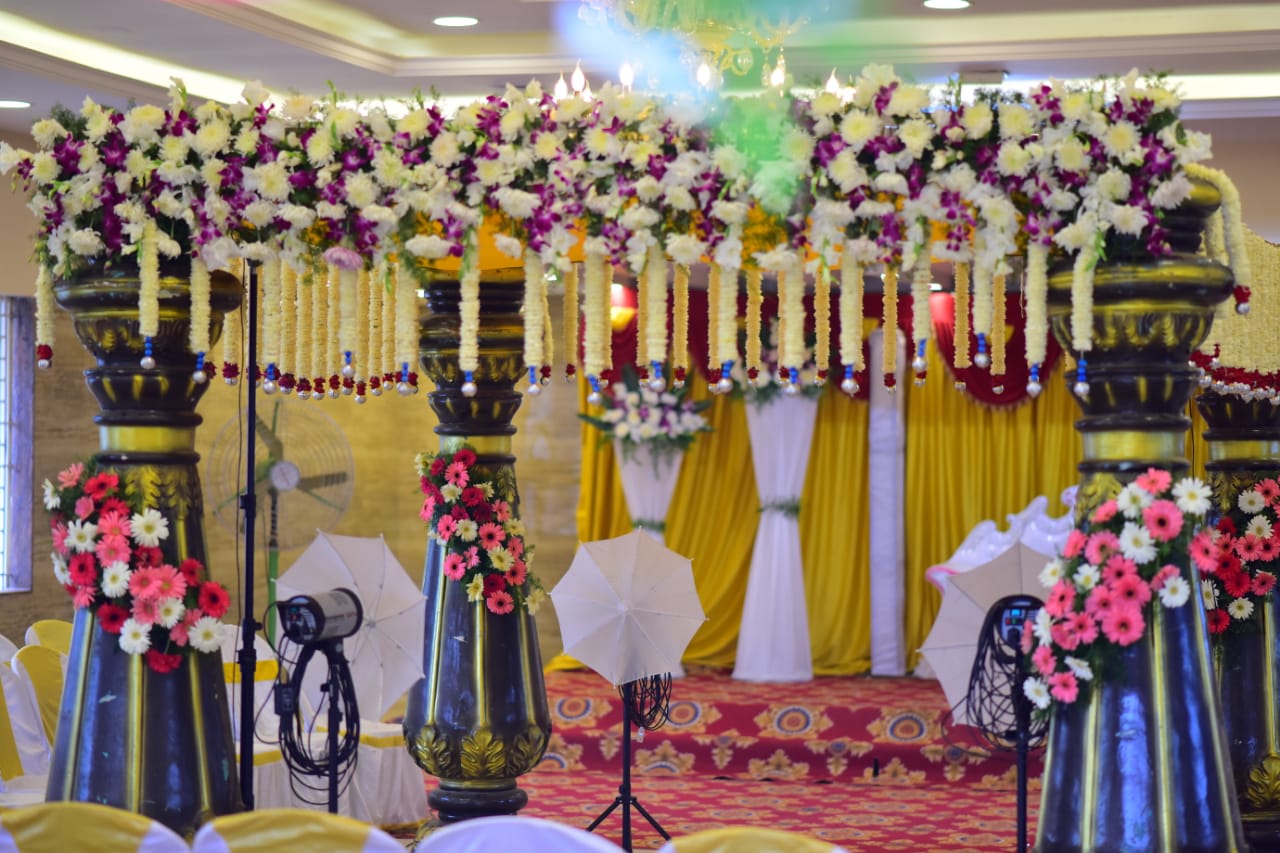 Sri Venkatadri Party Hall — Banquet Hall in Hoskote, Bangalore (on-site parking, in-house decoration, bar service available, 250–450 guest capacity) — photo 3