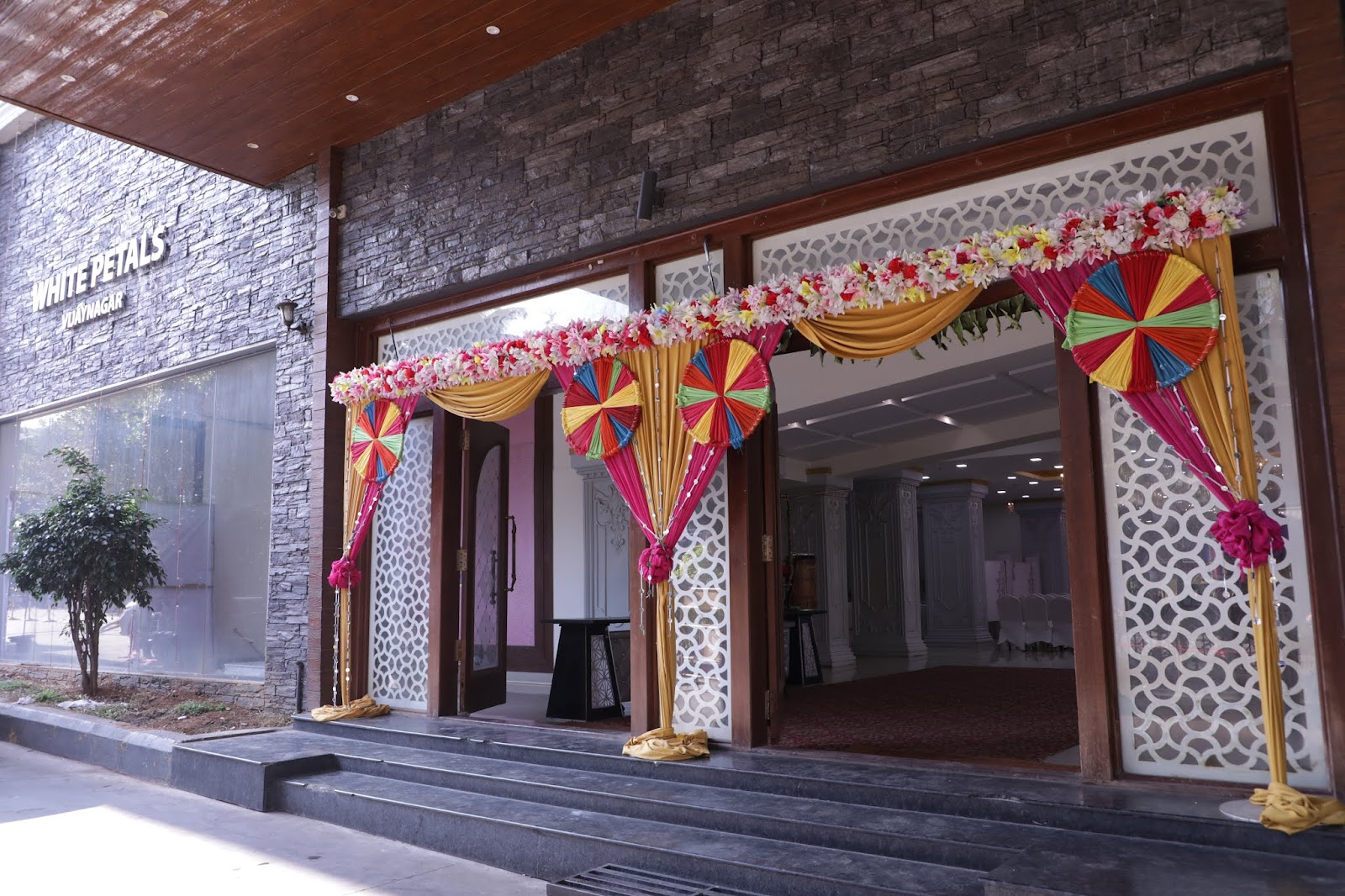 White Petals — Banquet Hall in Vijayanagar, Bangalore (on-site parking, in-house decoration, bar service available, 400–750 guest capacity) — photo 3