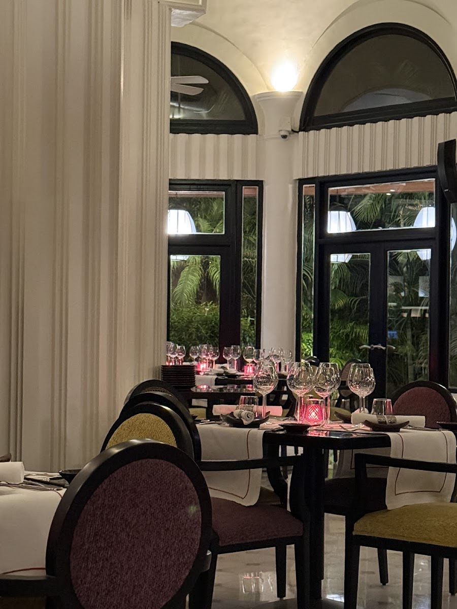 Zen — Banquet Hall in HAL Airport Road, Bangalore (on-site parking, in-house decoration, DJ permitted, bar service available) — photo 3