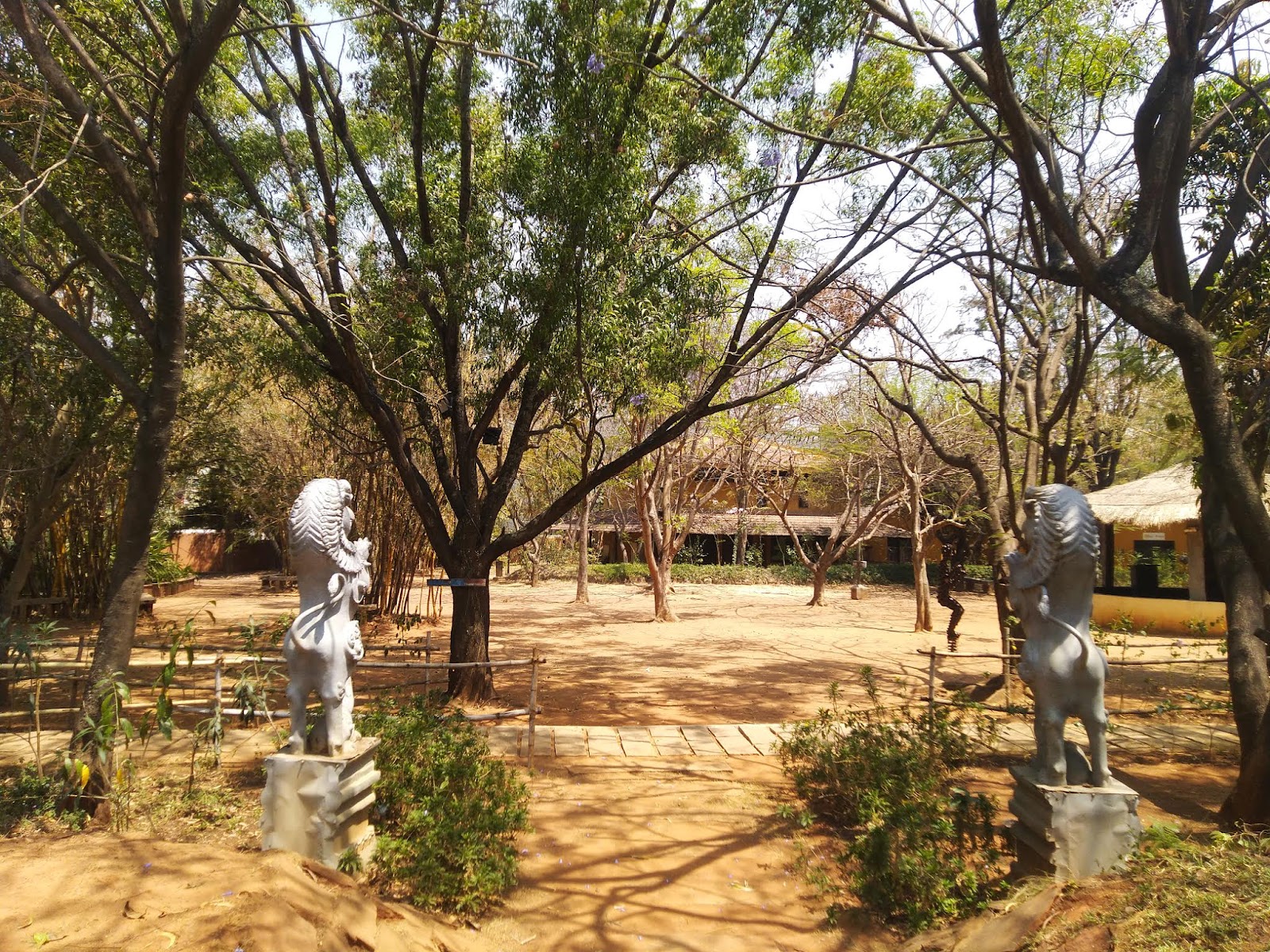 Shankaraa Foundation Kanakpura Road Bangalore — Banquet Hall in Bangalore (on-site parking, in-house decoration, DJ permitted, bar service available) — photo 2