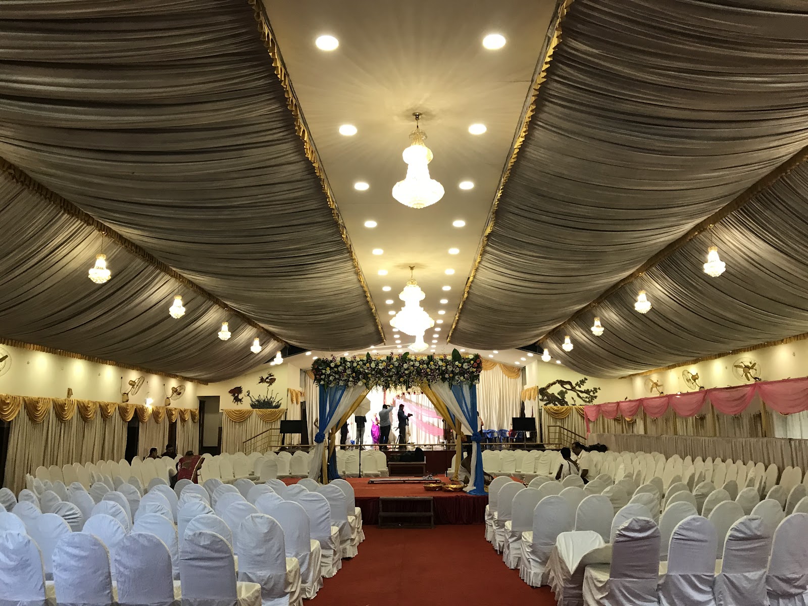Shravanthi Kalyana Mantapa — Banquet Hall in Bangalore (on-site parking, in-house decoration, DJ permitted, bar service available)