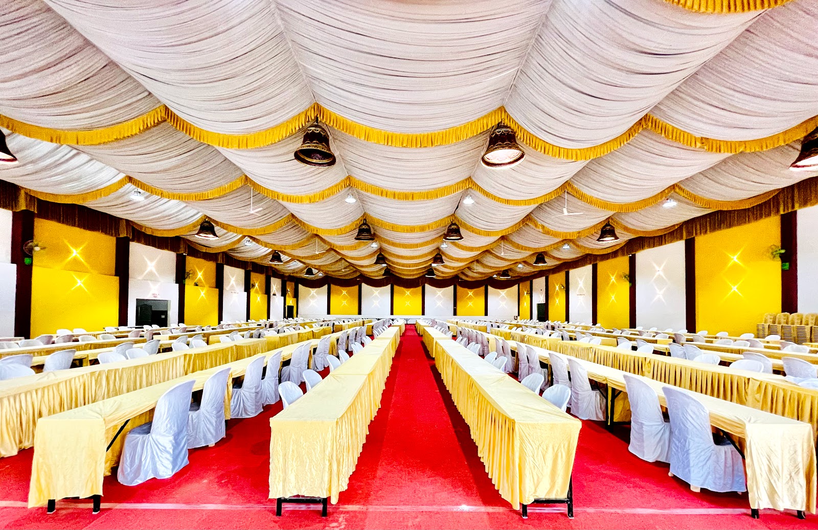 SV Convention Centre Kanakapura Road Bangalore — Banquet Hall in Bangalore (on-site parking, in-house decoration, DJ permitted, bar service available) — photo 3