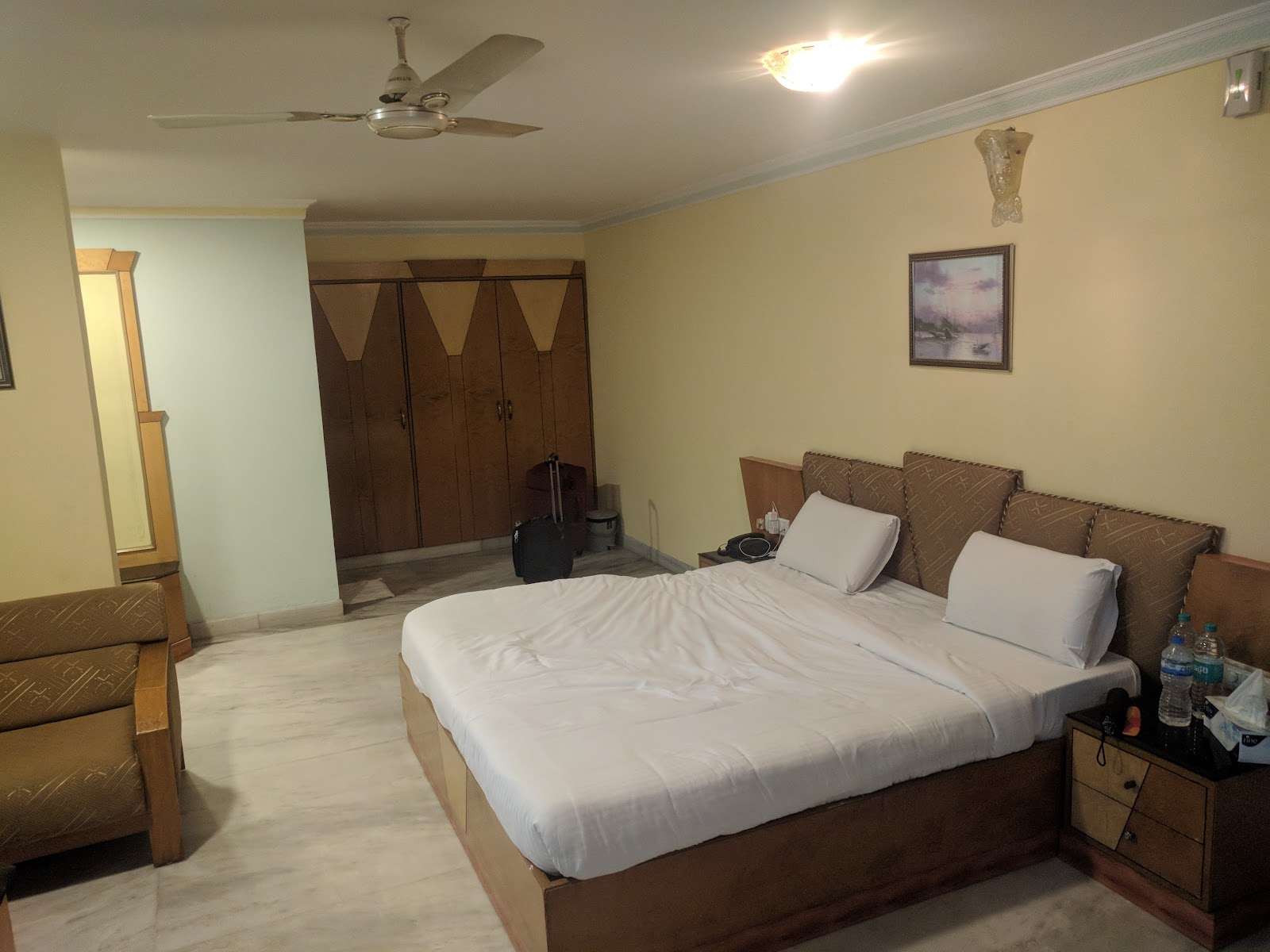 Hotel Pleasant Stay Inn — Banquet Hall in Jayanagar, Bangalore (on-site parking, in-house decoration, outside catering allowed, bar service available) — photo 2