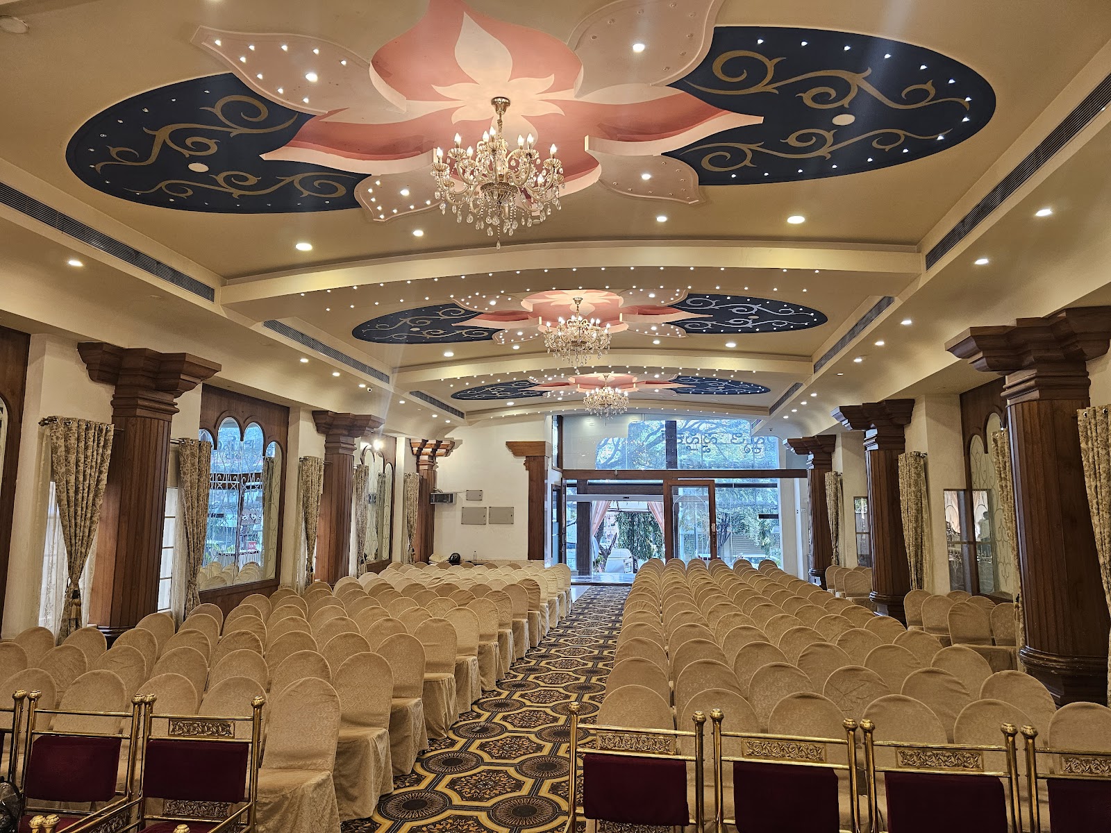 Samskruthi Swastik Convention Hall Jayanagar Bangalore — Banquet Hall in Bangalore (on-site parking, in-house decoration, DJ permitted, bar service available) — photo 2