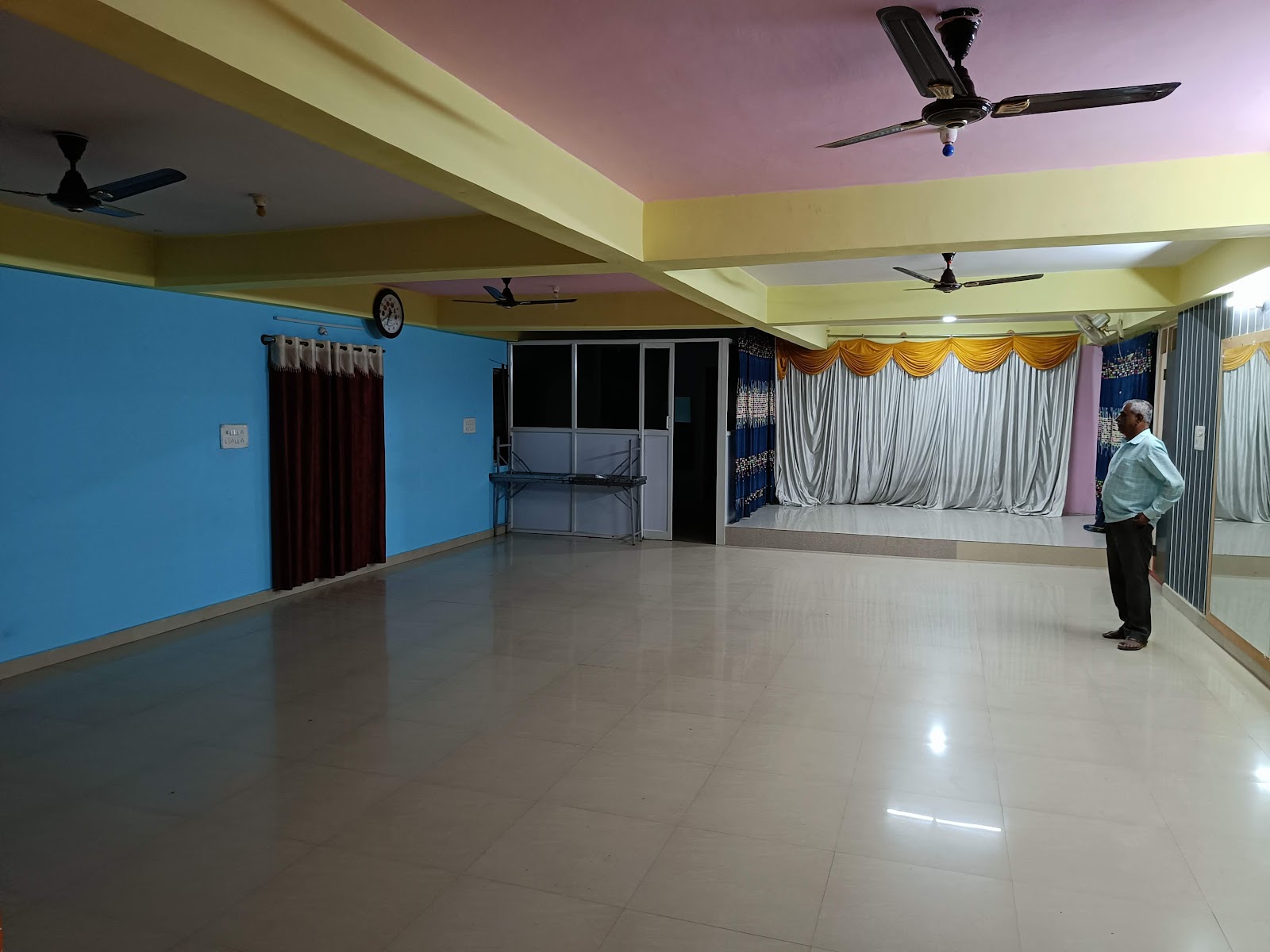 Parijatha Party Hall Jalahalli Bangalore — Banquet Hall in Bangalore (on-site parking, in-house decoration, outside catering allowed, bar service available) — photo 3