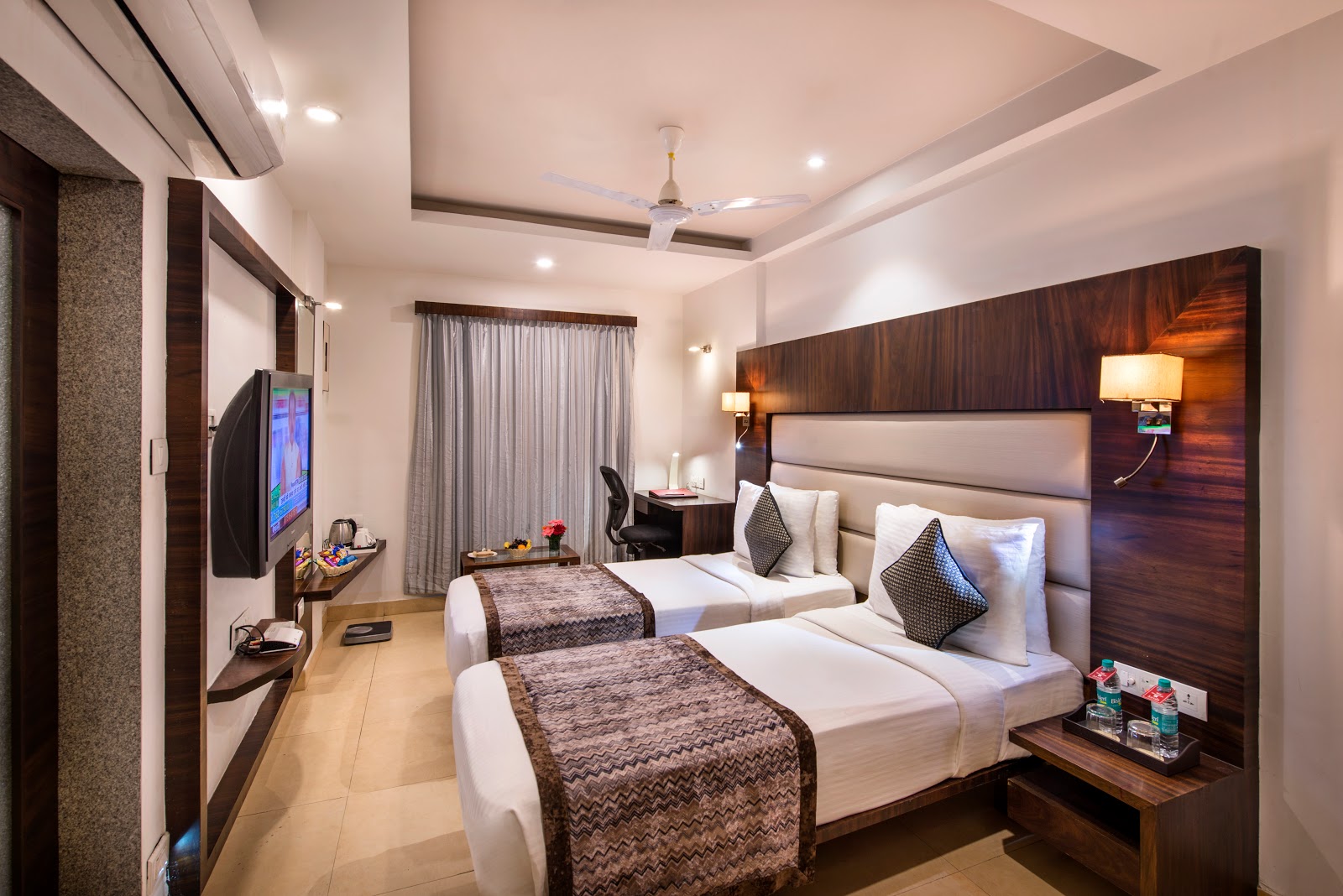 Lords Eco Inn — Banquet Hall in Jayanagar, Bangalore (on-site parking, in-house decoration, outside catering allowed, bar service available) — photo 2