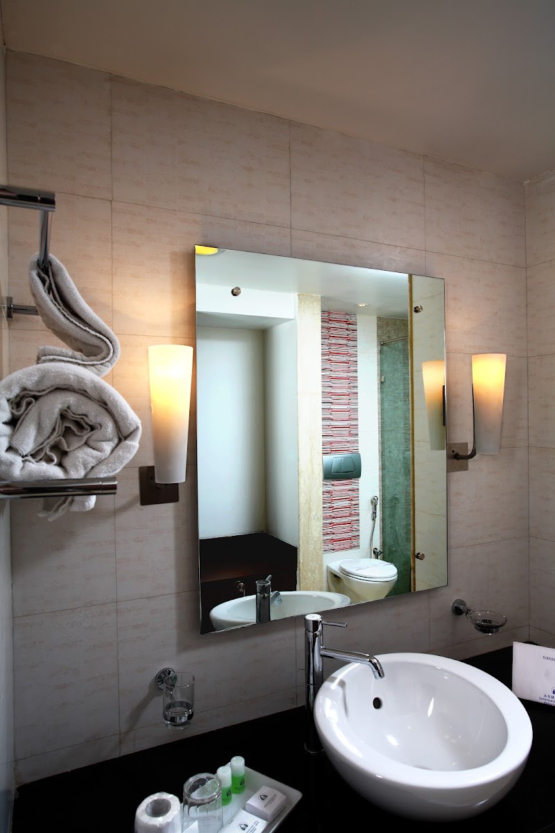 Ashraya International Hotel Infantry Road Bangalore — Banquet Hall in Bangalore (on-site parking, in-house decoration, outside catering allowed, bar service available) — photo 3