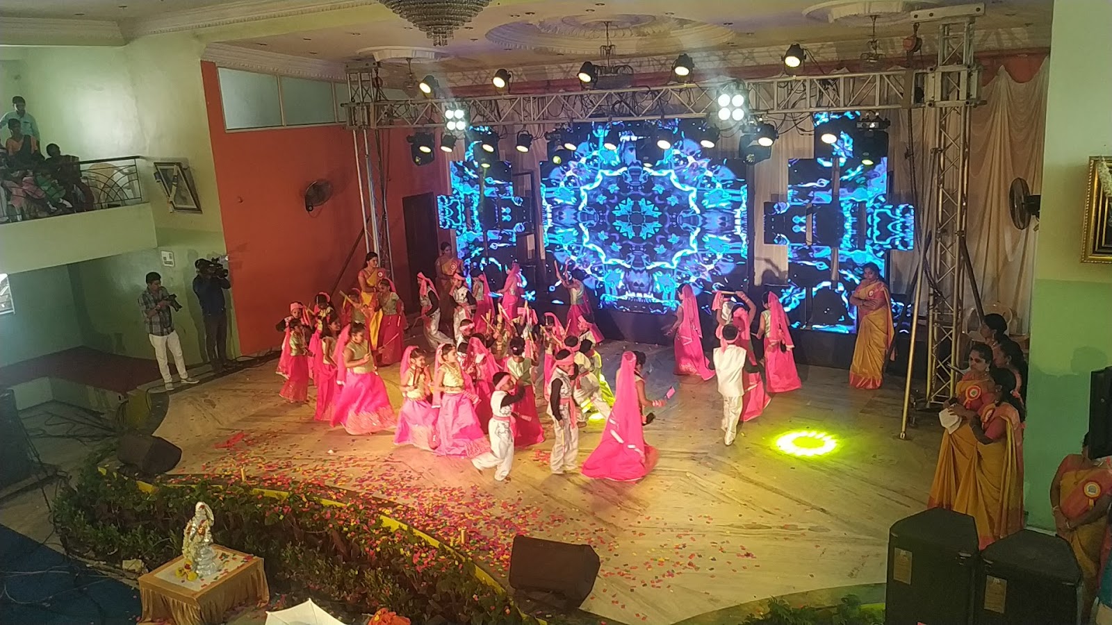 Sri Sai Kalyana Mantapa — Banquet Hall in Hesaraghatta, Bangalore (on-site parking, in-house decoration, DJ permitted, bar service available) — photo 3