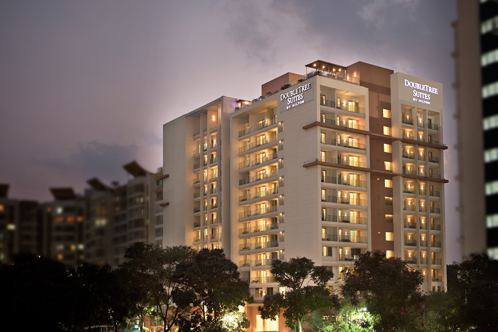 DoubleTree Suites by Hilton Hotel — Banquet Hall in Bangalore (on-site parking, in-house decoration, outside catering allowed, bar service available)
