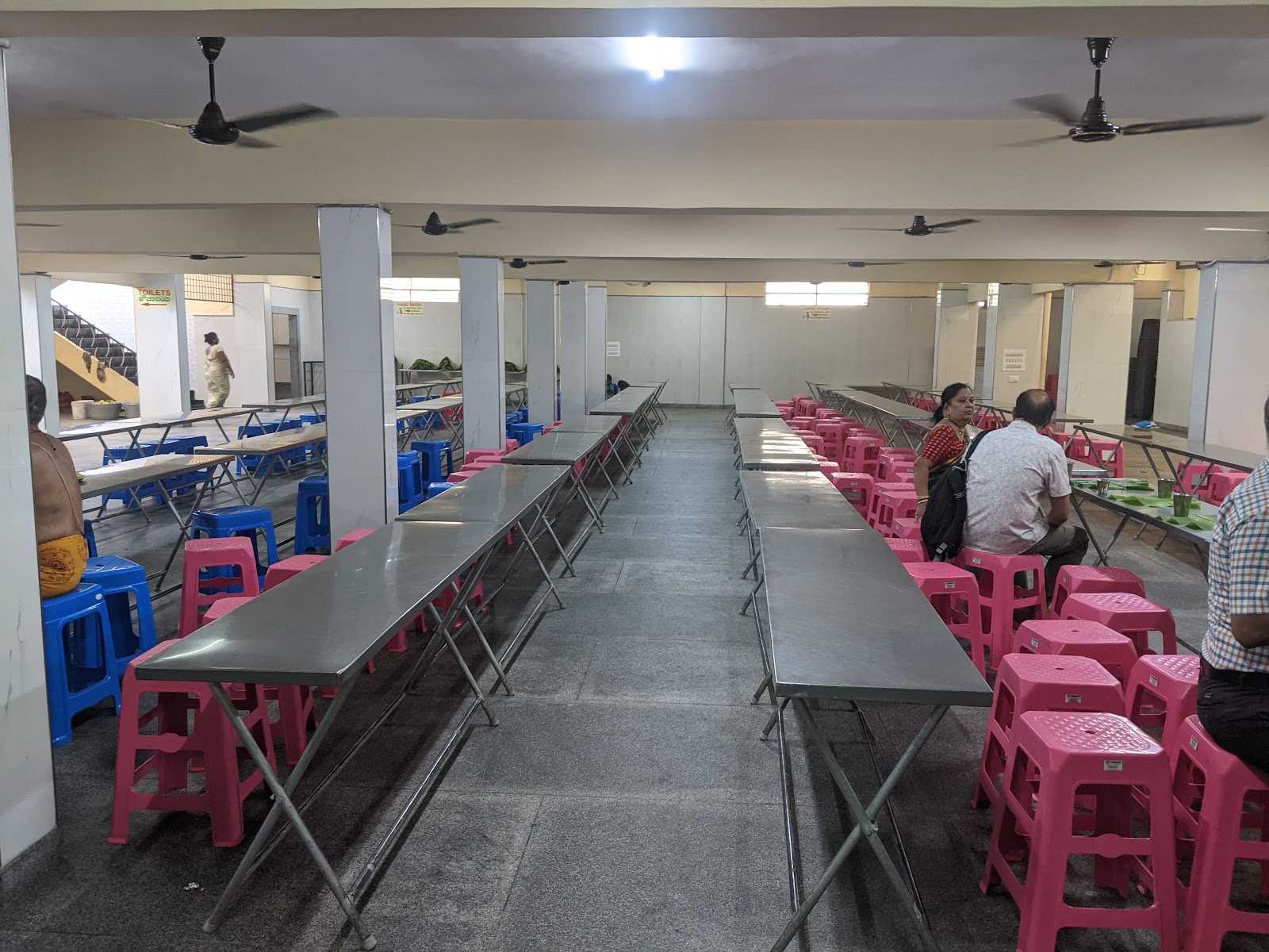 Nandagokula Sabhangana Giri Nagar Bangalore — Banquet Hall in Bangalore (on-site parking, in-house decoration, DJ permitted, bar service available) — photo 4