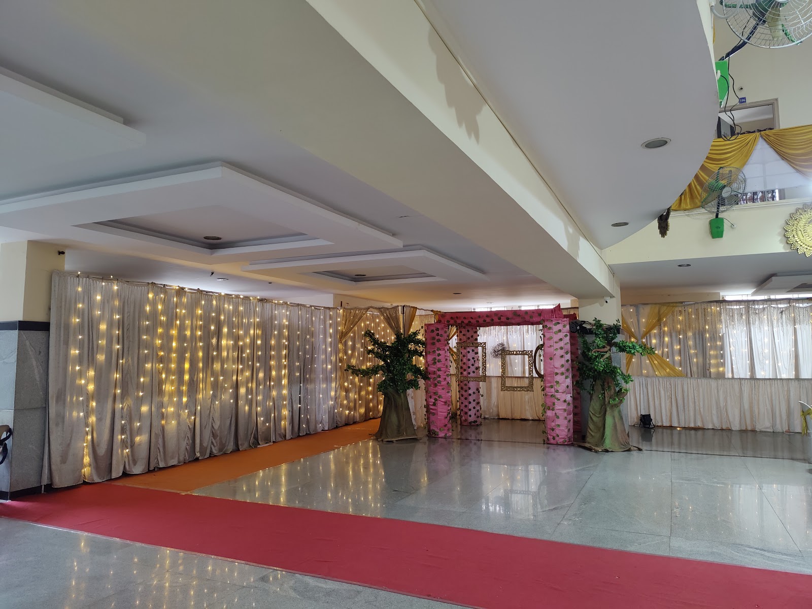 Siddhartha Convention Center HSR Layout Bangalore — Banquet Hall in Bangalore (on-site parking, in-house decoration, DJ permitted, bar service available) — photo 2