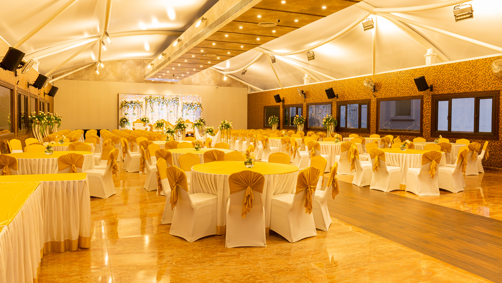 Havilla Banquet — Banquet Hall in Bangalore (on-site parking, in-house decoration, bar service available, 80–150 guest capacity)
