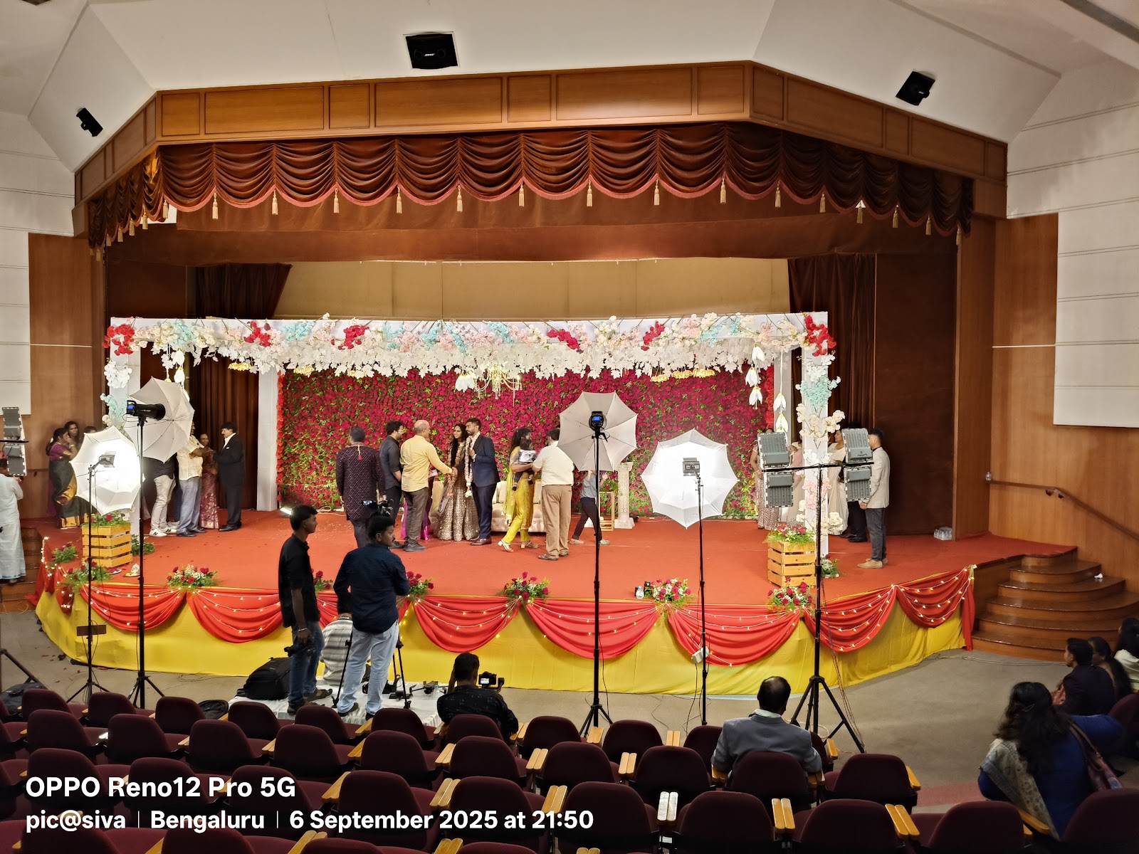 Sathya Sai Samskruta Sadanam Hosur Road Bangalore — Banquet Hall in Bangalore (on-site parking, in-house decoration, DJ permitted, bar service available) — photo 2