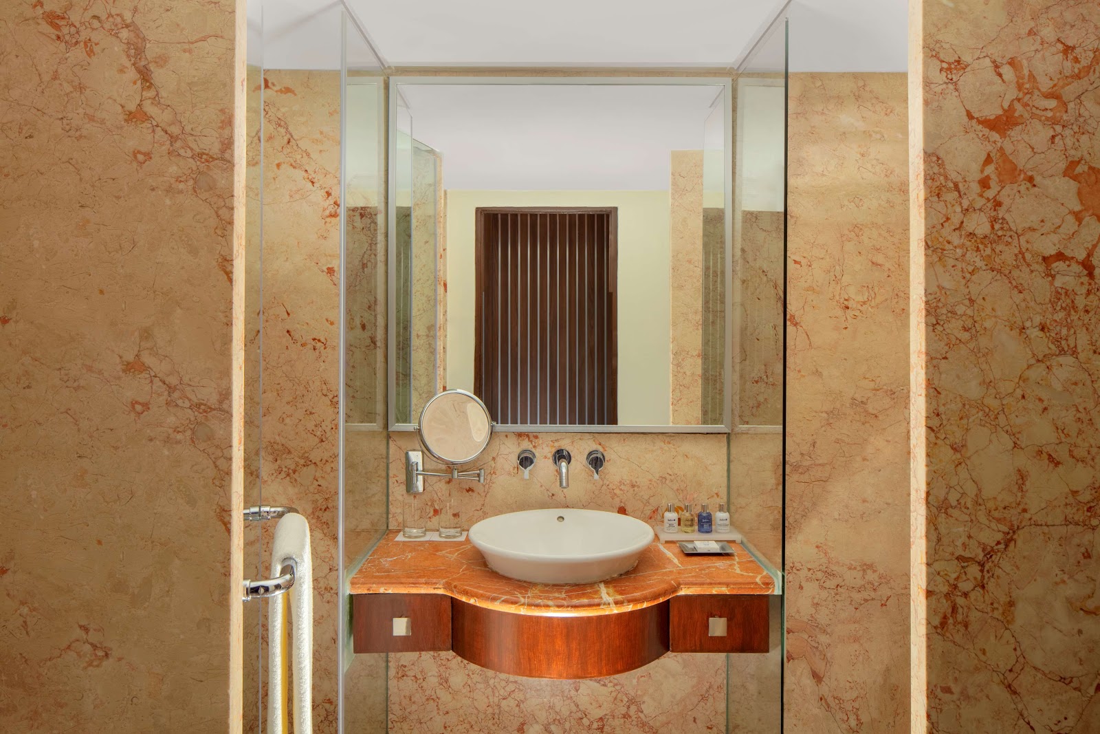 Radisson Blu Atria — Banquet Hall in Vasanth Nagar, Bangalore (on-site parking, in-house decoration, outside catering allowed, DJ permitted) — photo 3