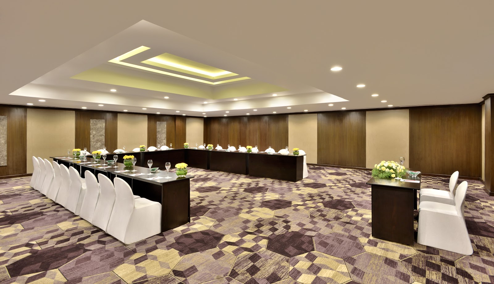 Radisson Blu Atria — Banquet Hall in Vasanth Nagar, Bangalore (on-site parking, in-house decoration, outside catering allowed, DJ permitted) — photo 4