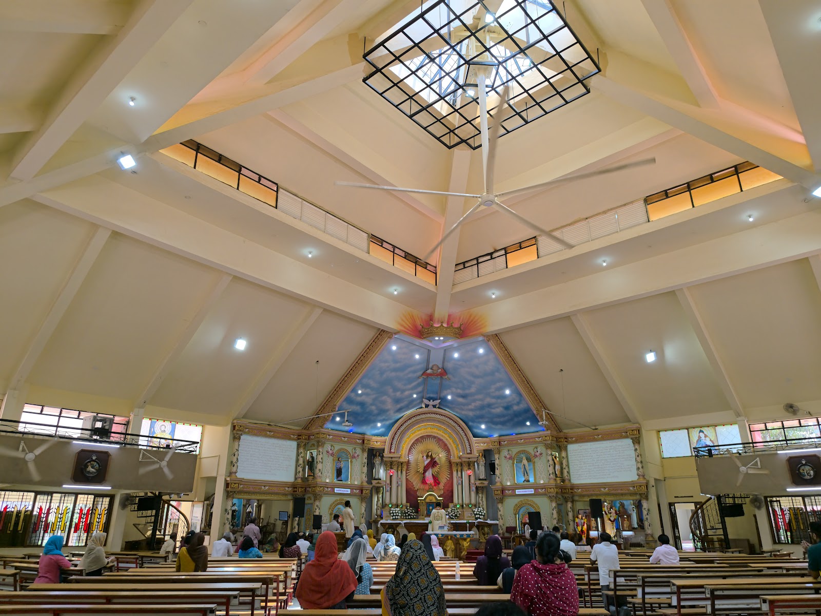 St.Thomas Parish Hall BTM Layout Bangalore — Banquet Hall in Bangalore (on-site parking, in-house decoration, DJ permitted, bar service available) — photo 3