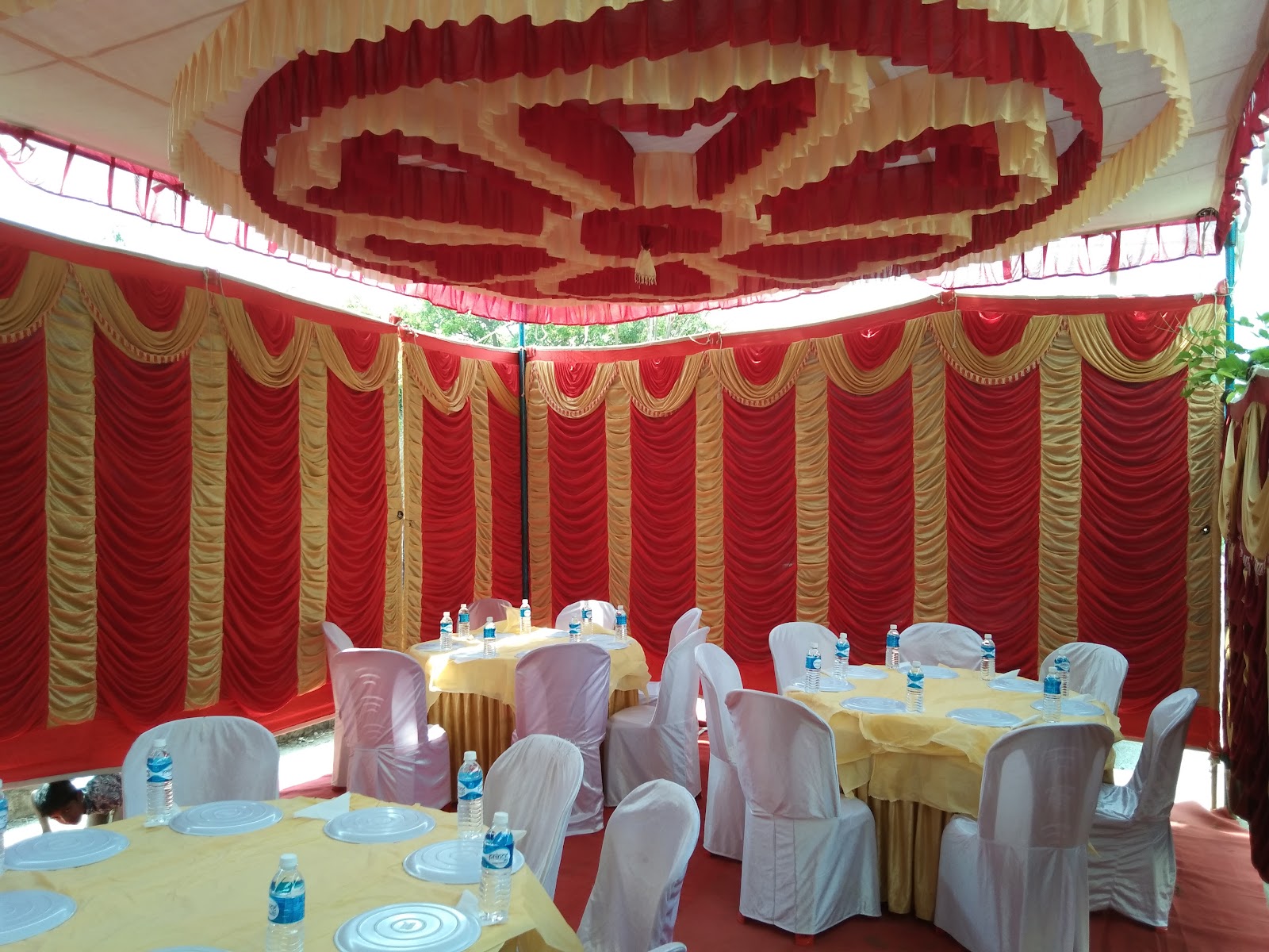 Raveena Party Hall — Banquet Hall in Chamrajpet, Bangalore (on-site parking, in-house decoration, bar service available, 350–700 guest capacity) — photo 2