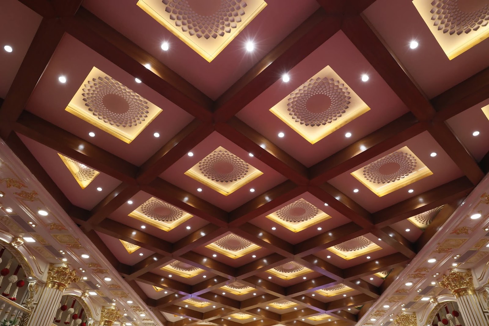 PM Kalyana Mantapa — Banquet Hall in BTM Layout, Bangalore (on-site parking, in-house decoration, DJ permitted, bar service available) — photo 2