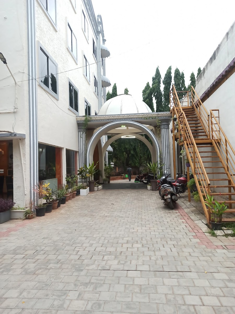 Hotel Jade Empire — Banquet Hall in Bommasandra, Bangalore (on-site parking, in-house decoration, outside catering allowed, bar service available) — photo 4