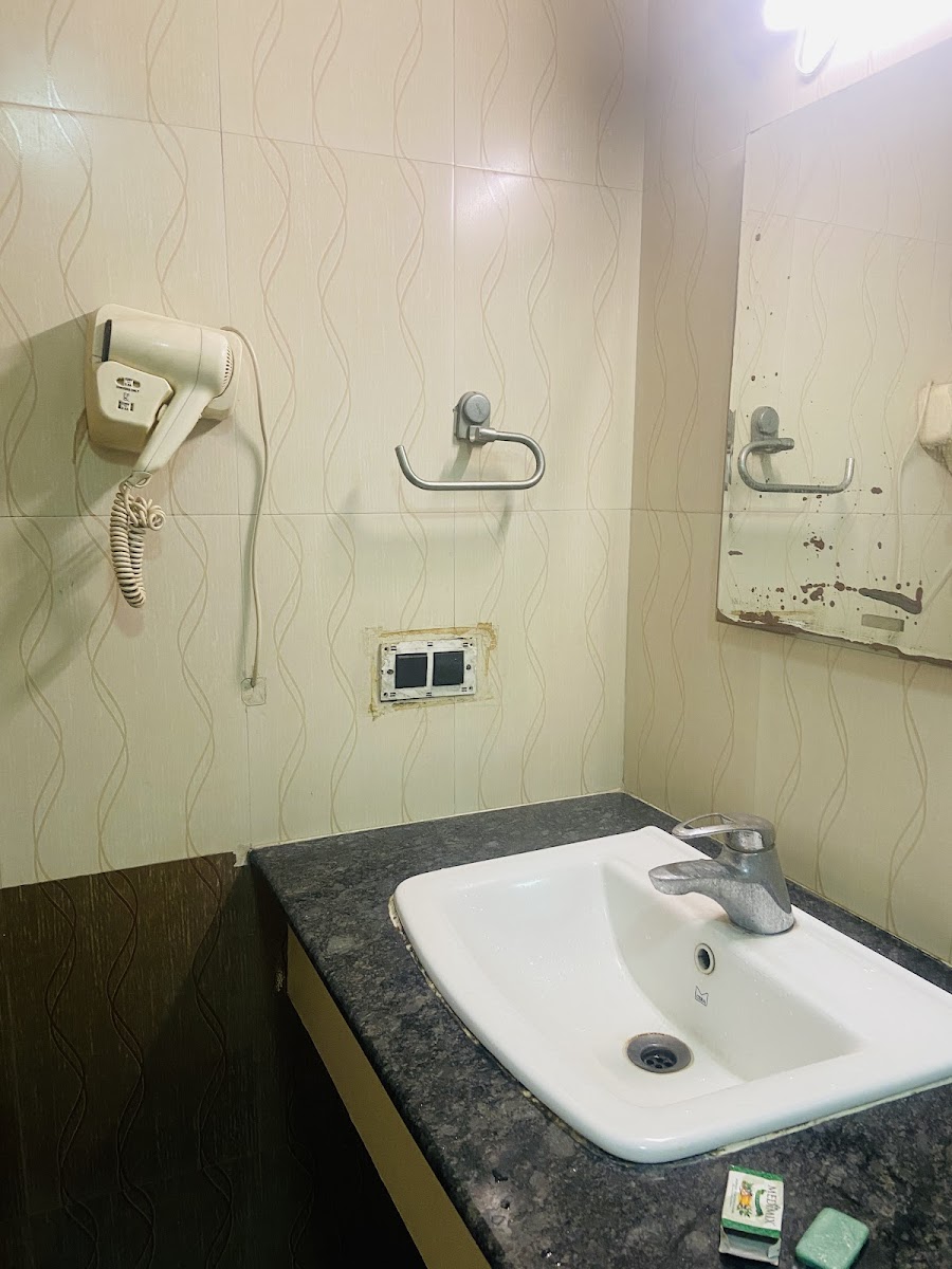 Sterling Suites Hotel — Banquet Hall in Bellandur, Bangalore (on-site parking, in-house decoration, outside catering allowed, bar service available) — photo 3