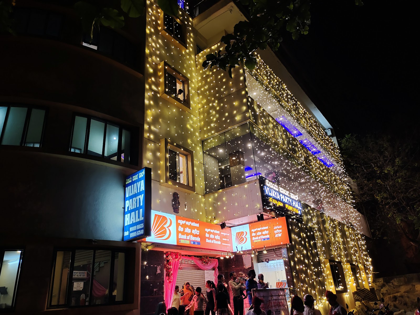 Vijaya Party Hall — Banquet Hall in Basaveshwaranagar, Bangalore (on-site parking, in-house decoration, bar service available, 150–300 guest capacity) — photo 2