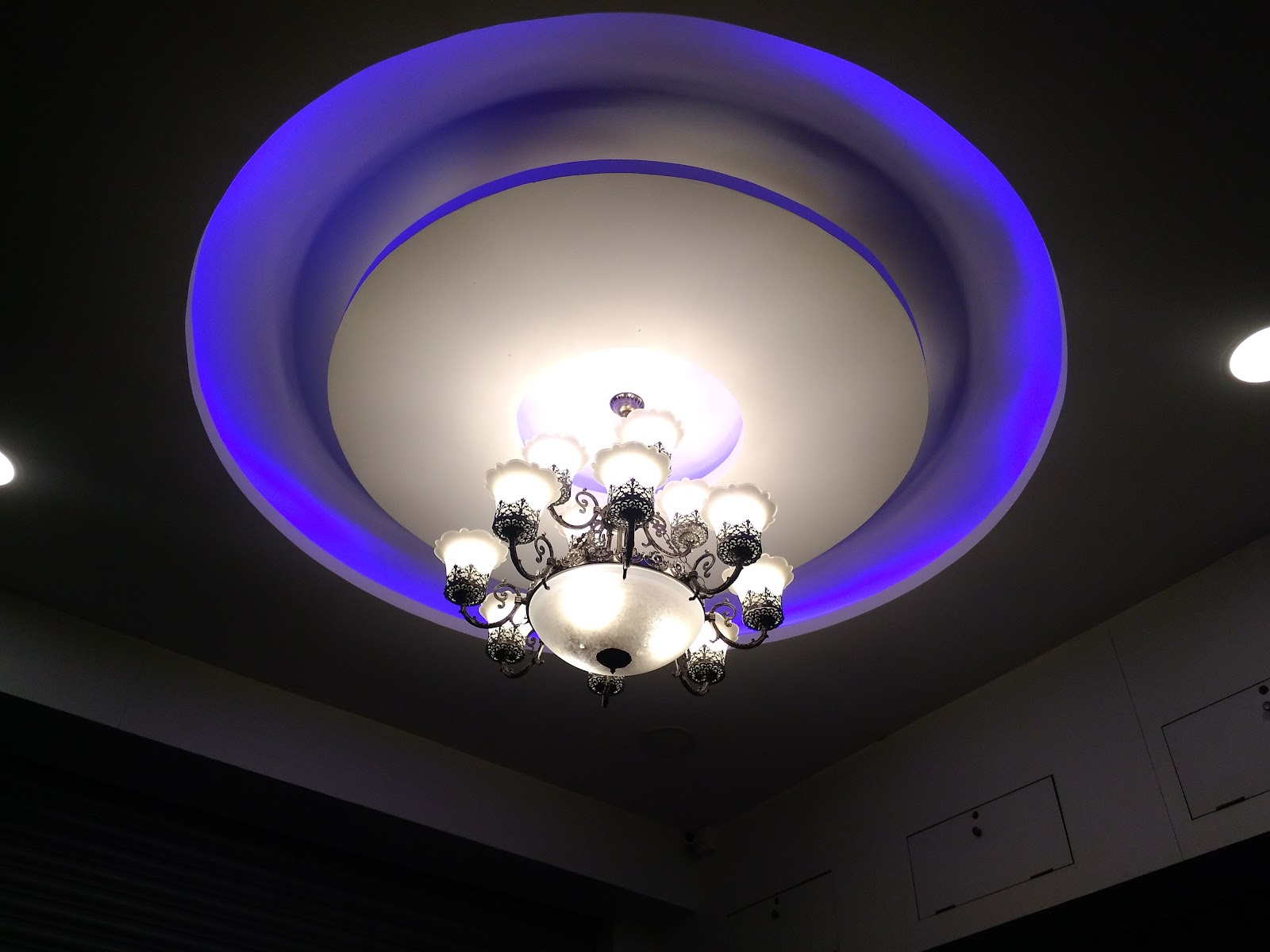 Vijaya Party Hall — Banquet Hall in Basaveshwaranagar, Bangalore (on-site parking, in-house decoration, bar service available, 150–300 guest capacity) — photo 4