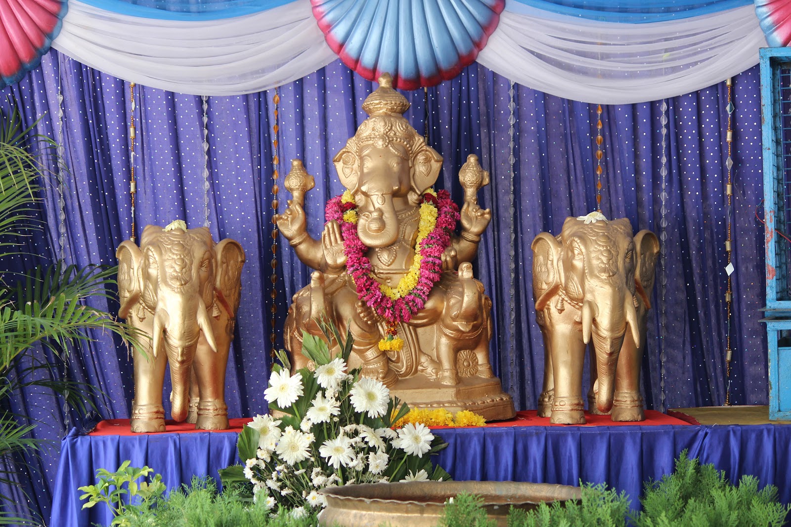 Munichinnappa Kalyana Mantapa — Banquet Hall in Bannerghatta Road, Bangalore (on-site parking, in-house decoration, DJ permitted, bar service available) — photo 2