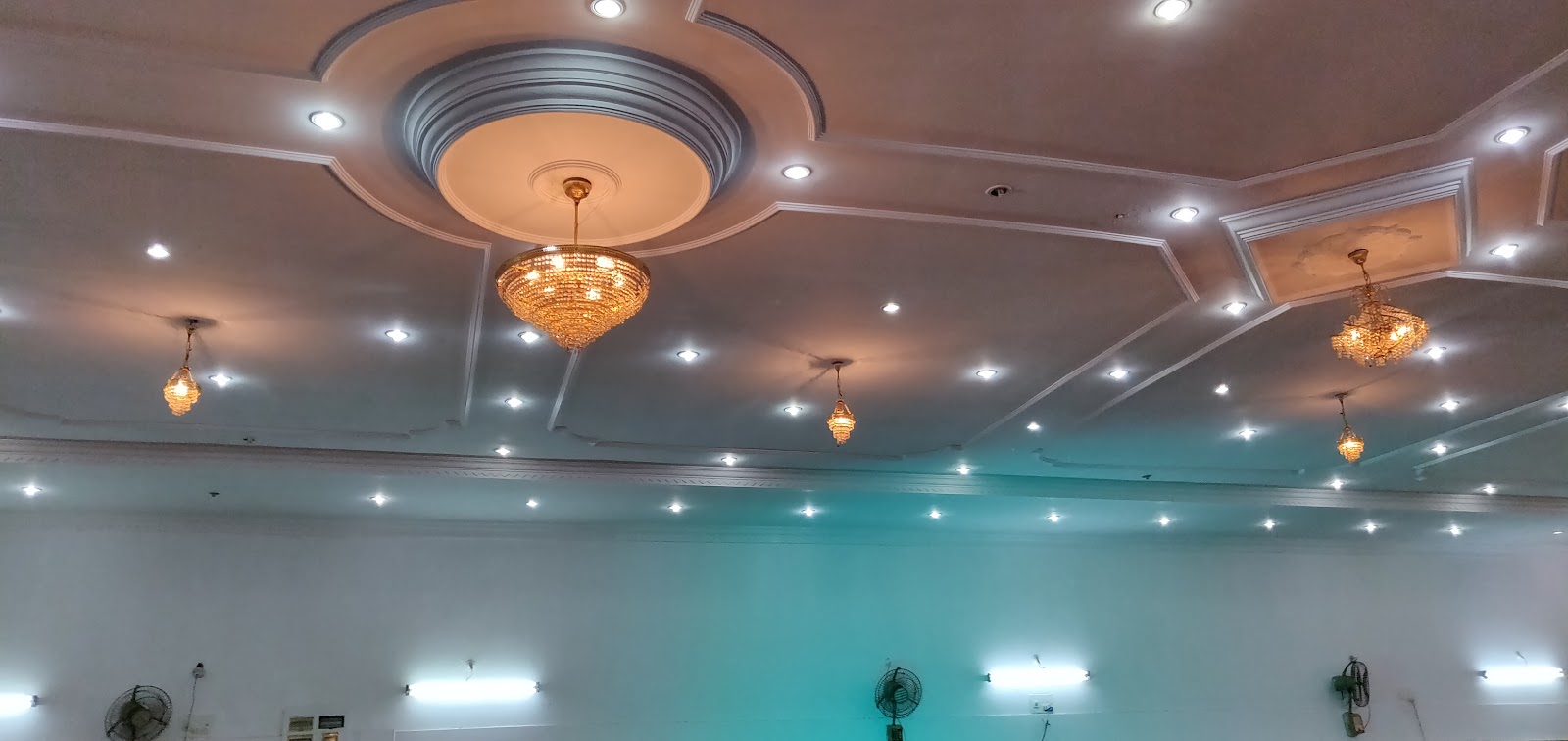Munichinnappa Kalyana Mantapa — Banquet Hall in Bannerghatta Road, Bangalore (on-site parking, in-house decoration, DJ permitted, bar service available) — photo 3