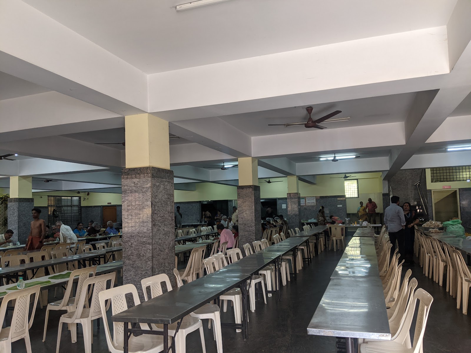 Sri Someshwara Sabha Bhavan — Banquet Hall in JP Nagar, Bangalore (on-site parking, in-house decoration, DJ permitted, bar service available) — photo 4