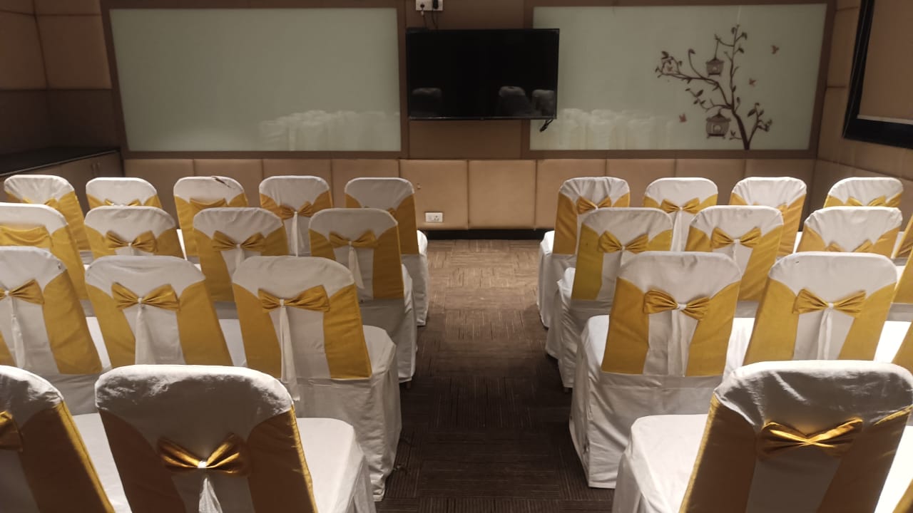 Grand Seasons Hotel — Banquet Hall in Banaswadi, Bangalore (on-site parking, in-house decoration, outside catering allowed, bar service available) — photo 4