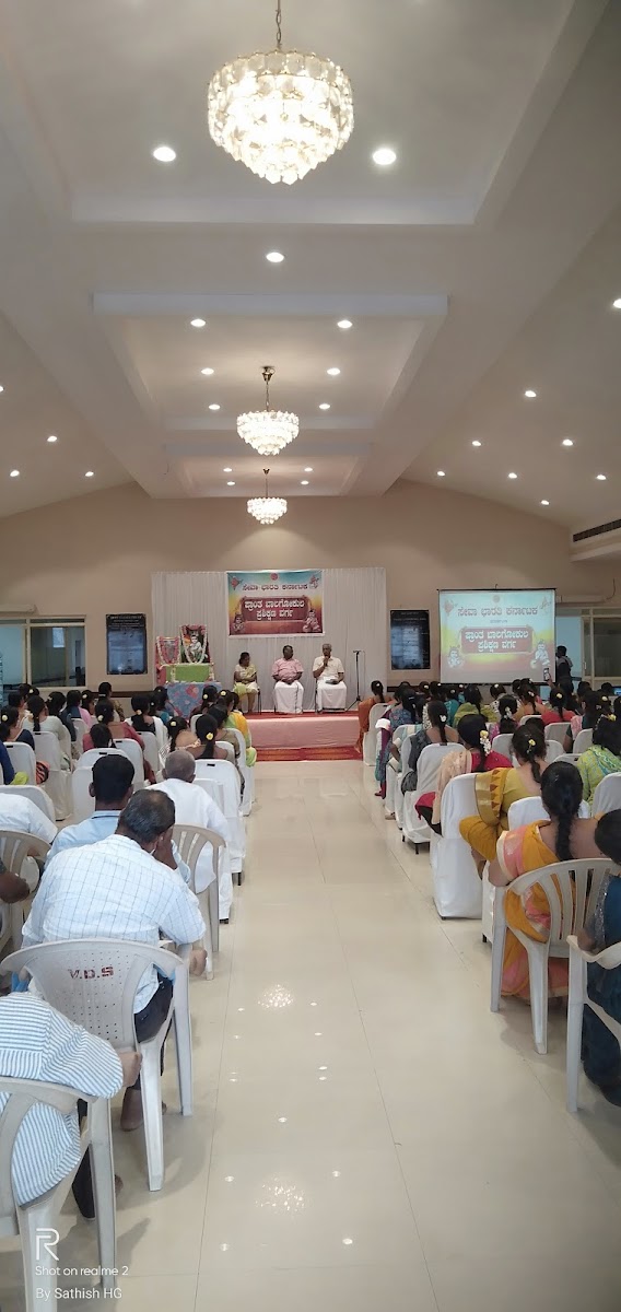 Vasavi Convention Center — Banquet Hall in Basavanagudi, Bangalore (on-site parking, in-house decoration, DJ permitted, bar service available) — photo 3