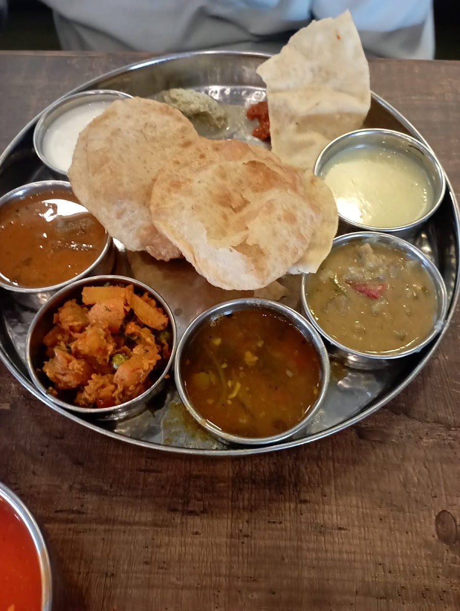 Sri Udupi Food Hub Opera Party Hall — Banquet Hall in Kammanahalli, Bangalore (on-site parking, in-house decoration, outside catering allowed, bar service available) — photo 2