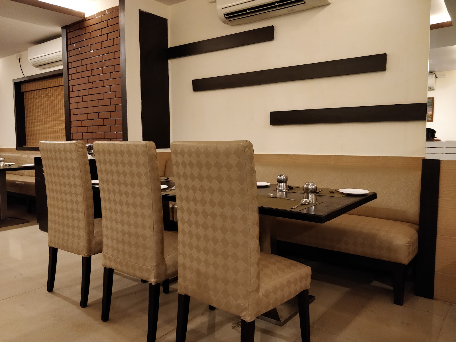 Aagaman Veg — Banquet Hall in Bangalore (on-site parking, in-house decoration, outside catering allowed, bar service available)