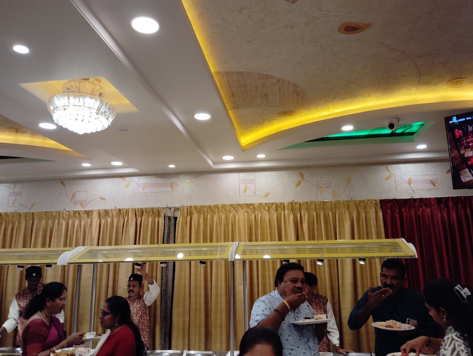 Priyadarshini Grand — Banquet Hall in Basaveshwaranagar, Bangalore (on-site parking, in-house decoration, outside catering allowed, bar service available) — photo 3