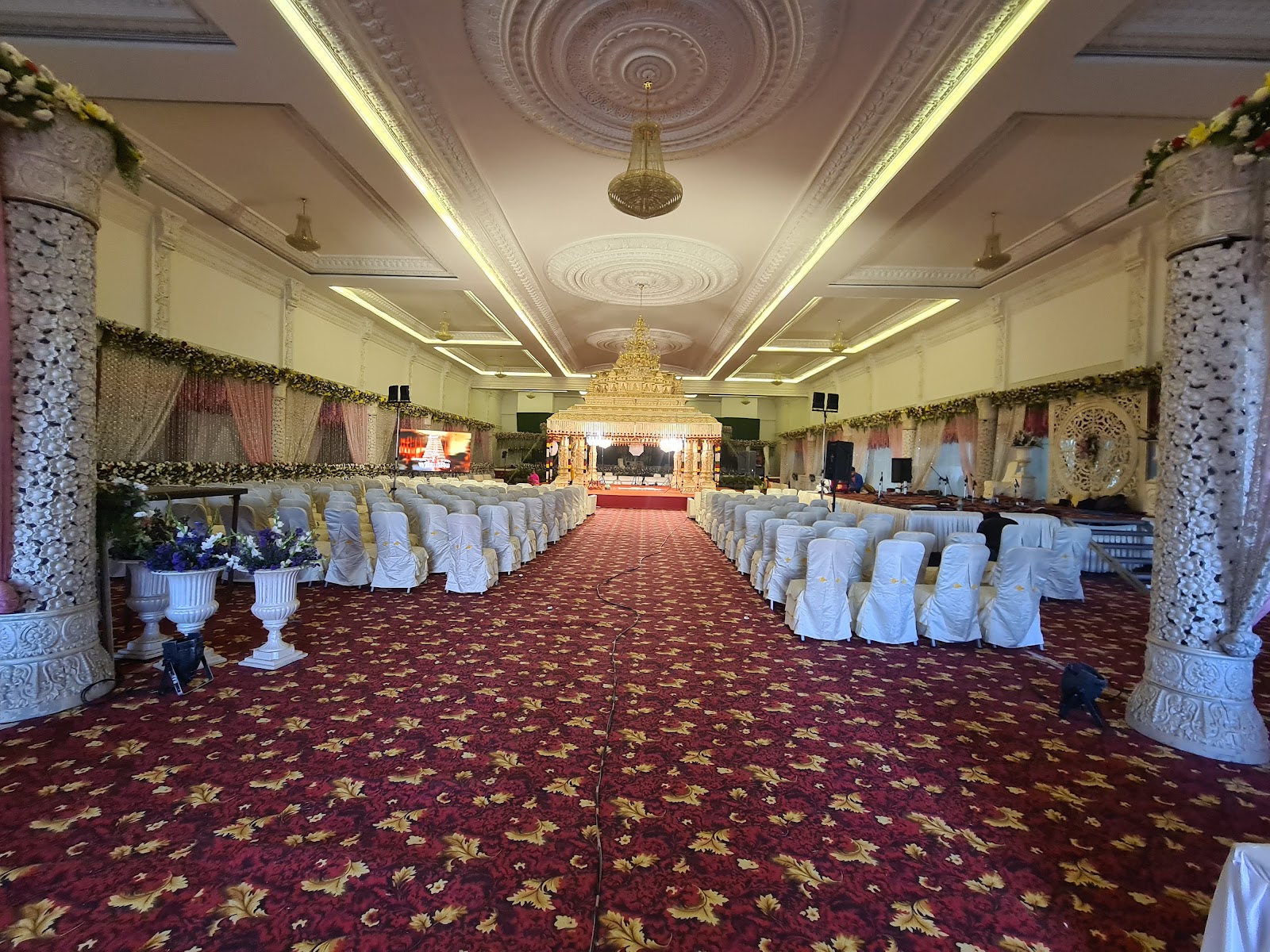 Ebisu Convention Center — Banquet Hall in Yelahanka, Bangalore (on-site parking, in-house decoration, DJ permitted, bar service available) — photo 3