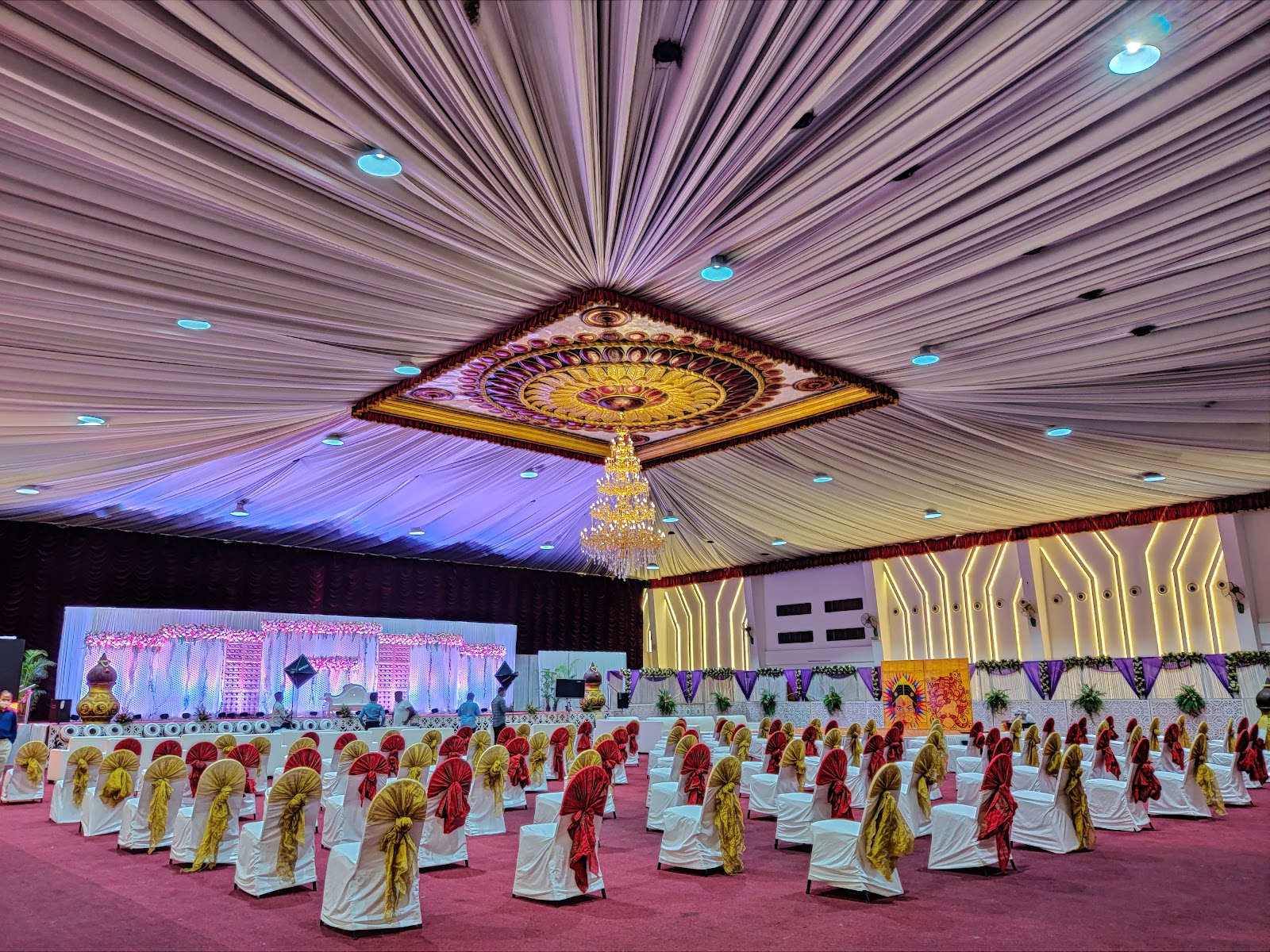 Sri Convention Centre — Banquet Hall in Banashankari, Bangalore (on-site parking, in-house decoration, DJ permitted, bar service available)