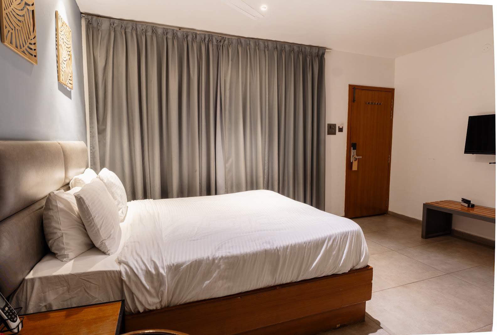 Holiday Village Resort — Banquet Hall in Bangalore — photo 2