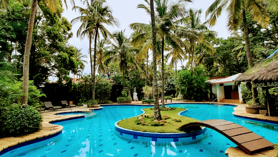 Holiday Village Resort — Banquet Hall in Bangalore — photo 3
