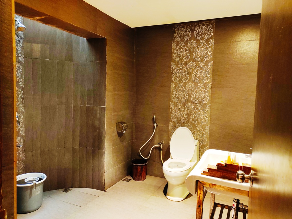 Holiday Village Resort — Banquet Hall in Bangalore — photo 4