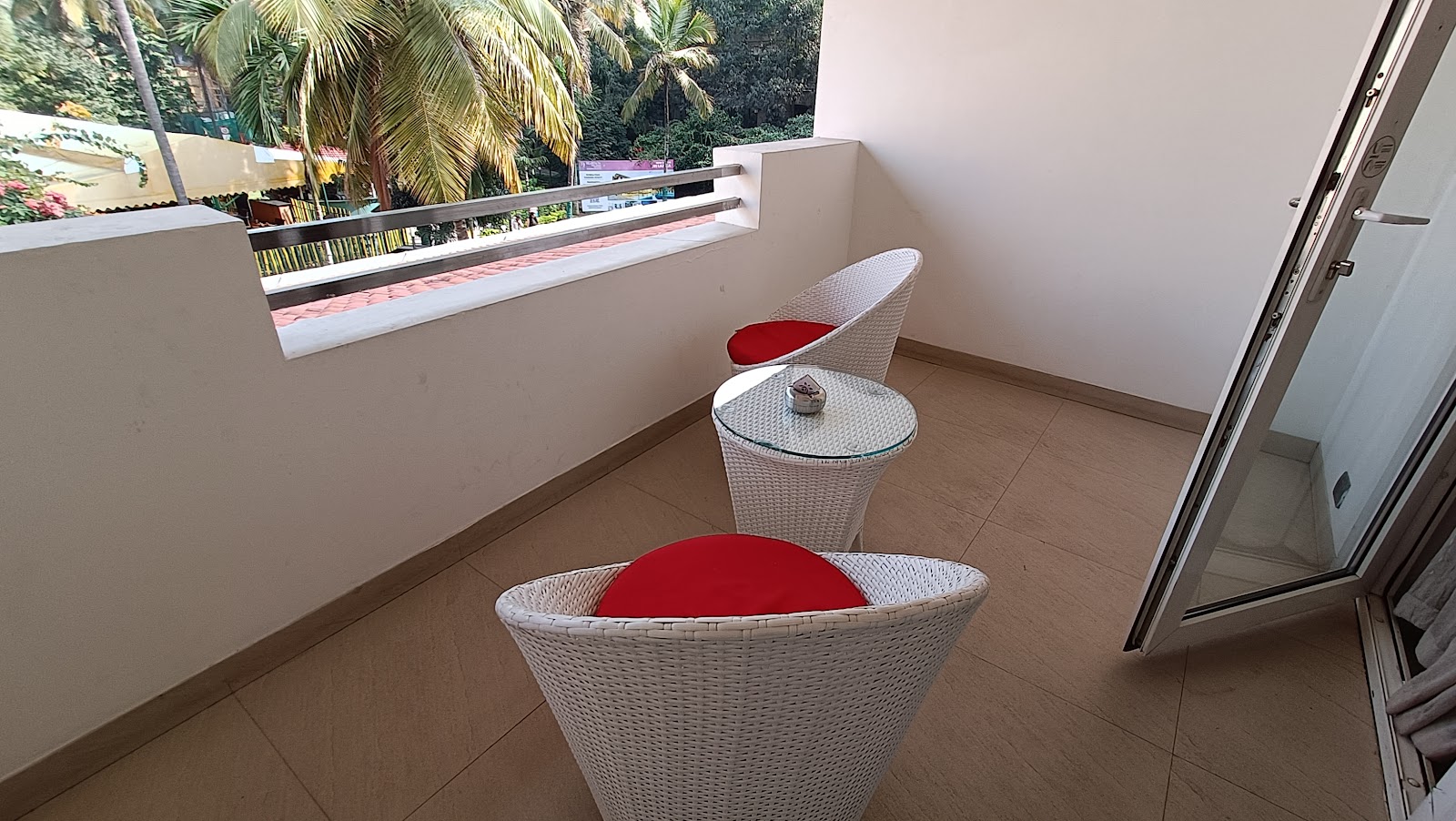 Royal Orchid Resort & Convention Centre — Resort in Yelahanka, Bangalore (on-site parking, in-house decoration, bar service available, 1000–3500 guest capacity) — photo 4